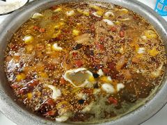 酸菜鱼-黑皮酸菜鱼(绣花巷店)