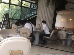 大堂-必胜客(大坪英利店)