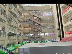 -百荣世贸商城