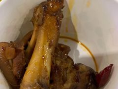 猪脚一边-红鼻子卤粉(总店)