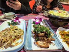 -香巴拉云南餐厅(华莱坞店)