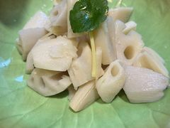 -湖畔鲁菜·二十年老字号餐厅(大明湖店)