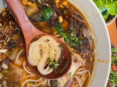 -SHAN山(前滩太古里店)