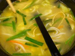 -滇越乘象云南餐厅(豆各庄店)