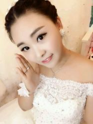 -贺贺新娘造型婚纱店