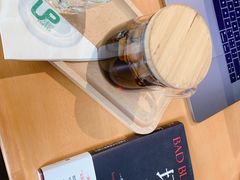 -西西弗书店&矢量咖啡(凯德晶萃广场店)