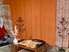 -瑞虹新天地月亮湾
