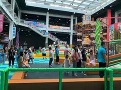 -蒙特利亲子乐园