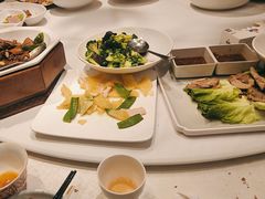 -鲁菜根·泰安菜(万达店)