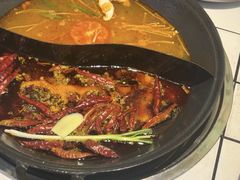 -巴卤社老火锅(财富店)