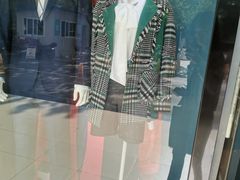 -吴志坚洋服店(贵都邻里中心店)
