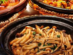 -川堂风·跷脚牛肉·乐山爆炒(宝山日月光店)