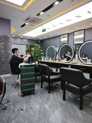 -藤野造型烫染·漂发