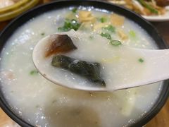 -粤色·老广州茶餐厅(河南商会大厦店)