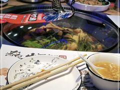 -山河屯铁锅炖(哈西站店)