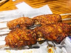 烤鸡翅-马路牙子地桌烤肉(工体店)