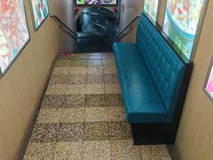 -洞庭洲·防空洞火锅·烧烤·铜锅涮肉(新百广场店)