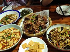 -东流山北京烤鸭·家常菜(巢湖万达店)