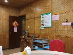 -崖口红树林海鲜餐厅