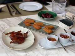 脆皮妙龄鸽-新荣记(新源南路店)