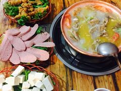 -阿婆情腊排骨火锅(金虹路店)