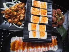 -三国惹火烤肉·中日韩烤肉集合店(百草路店)