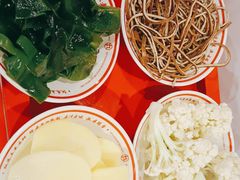 -厂花素芬九宫格火锅(红光店)