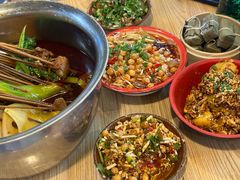 -拐枣巷小串串(财大店)