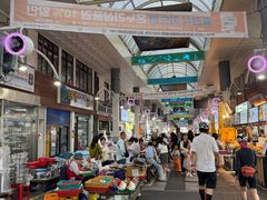-西归浦每天偶来市场