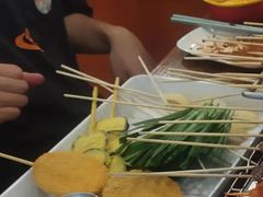 -哈尔滨小酒馆·鲜肉现穿自助烧烤(康新花园店)