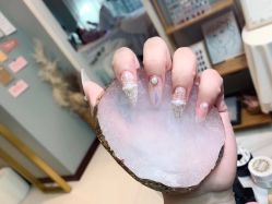-MOMO·Nail美甲美睫