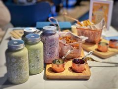 牛油果蓝莓卡士-野萃山·潮汕厚果汁(十亩地店)