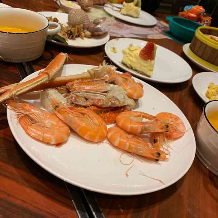河北宾馆·香溢自助餐(裕华店)-"小时候总来吃河北宾馆的自助,这是近
