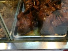 -王浩儿纪六孃甜皮鸭(乐山总店)