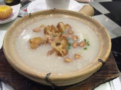 -新大咀港式茶餐厅(宝山万达店)