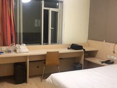 -7天酒店·大连星海公园黑石礁软件园店