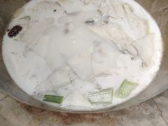 钱鱼-滇香肴·云南菜蒸汽石锅鱼(云南北路店)