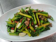 -里宴川菜酒楼(昊祥邻里聚金泉广场店)