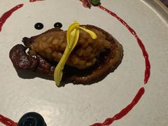 法式香煎鹅肝配玉桂苹果佐树莓酱-93Club·法餐厅