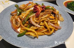 Japanese Seafood Stir-Fried Udon