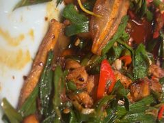 -川流不息·地道川菜·小龙虾(松东路店)