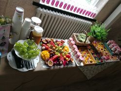 -一花一叶瑜伽生活馆