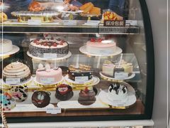 面包甜点陈列柜-DQ·蛋糕·冰淇淋(周浦万达店)