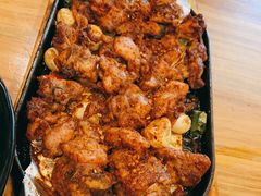 东镇老味道烤鸡块-老东镇啤酒屋海鲜加工·蒸汽海鲜·海鲜烧烤(台东店)