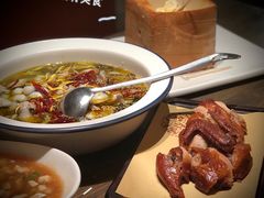 -童年小筑餐厅(申花路店)