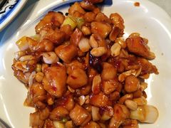 -鑫巴蜀小镇 · 水煮鱼专研店(玉桥店)