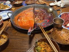 -萍姐火锅·公路夜市(武汉首店)