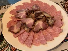 俄式熏肉-卓娅俄餐厅(恩和俄罗斯民族乡店)