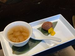 红枣银耳炖雪梨配核桃酥-上海苏宁宝丽嘉酒店·嘉府壹号中餐厅