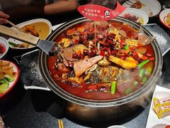 -辣尚瘾·烤鱼·新川菜(牡丹园直营店)